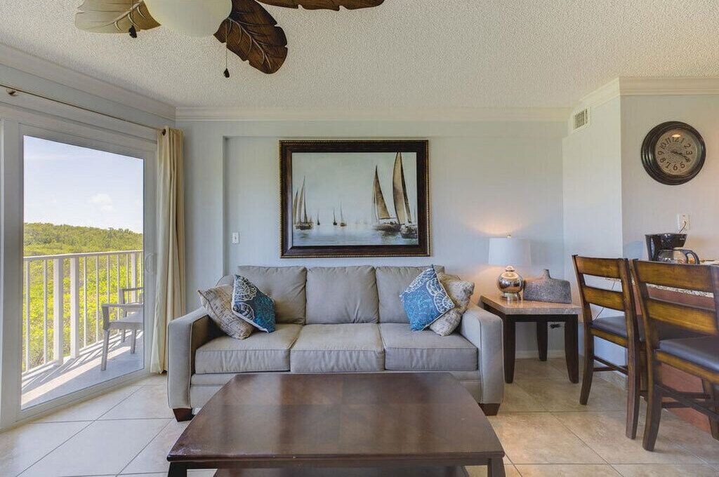 Photo of Livingroom in Tavernier