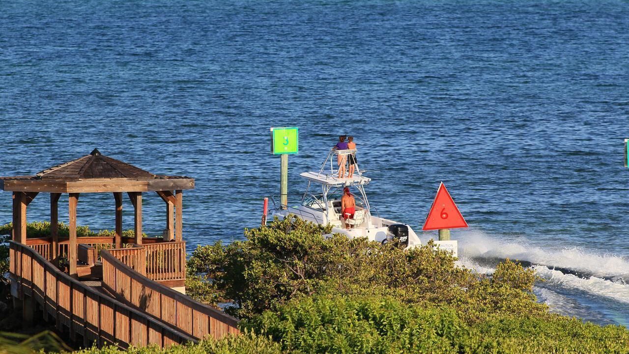Photo of Others in Tavernier