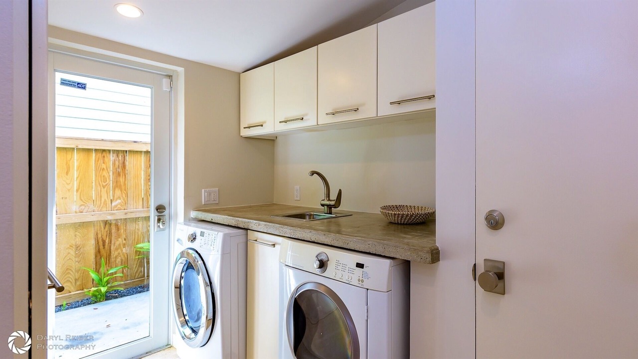 Photo of Bedroom in Midtown