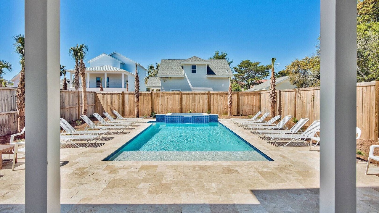 Photo of Outdoor in Crystal Shores
