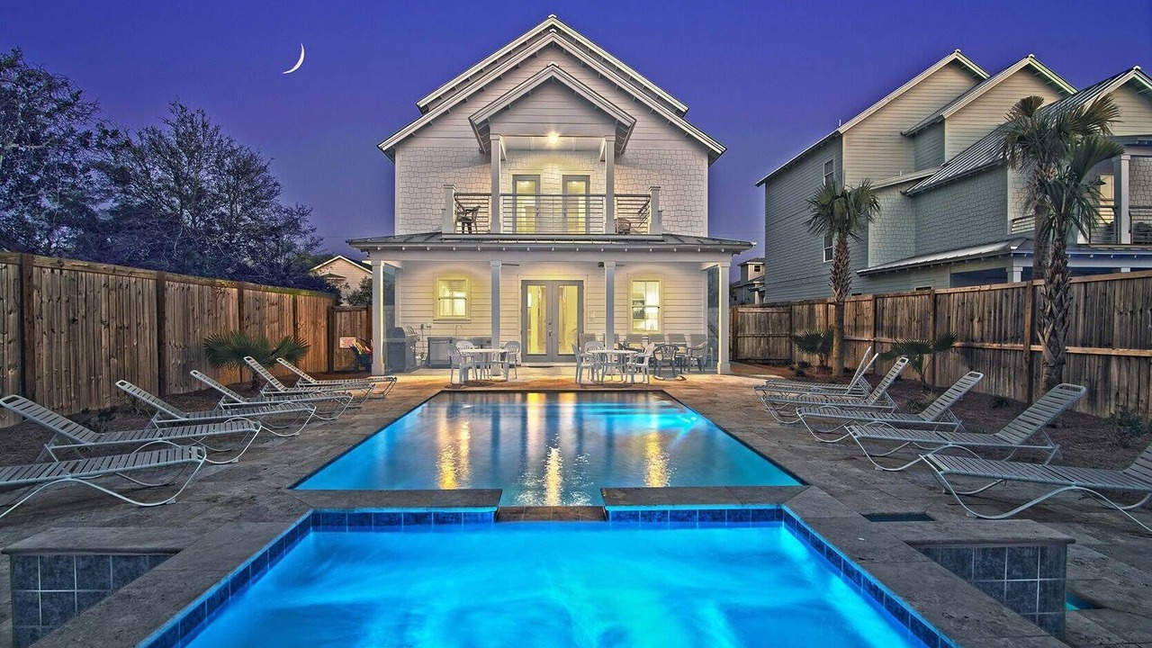 Photo of Outdoor in Crystal Shores