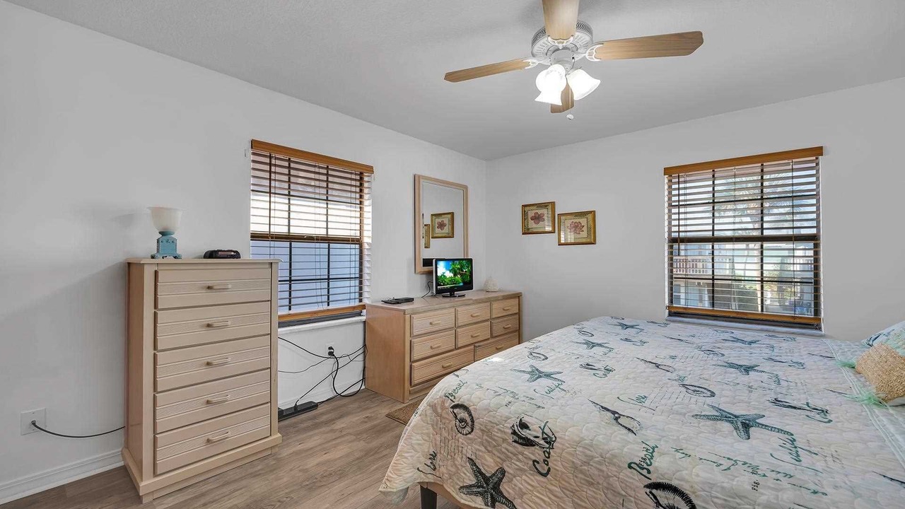 Photo of Others in Surfcrest Village
