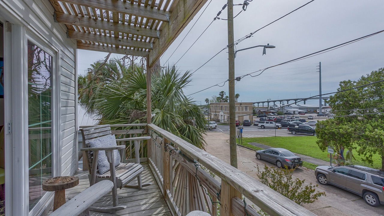 Photo of Patio Balcony in Historic Downtown Apalachicola