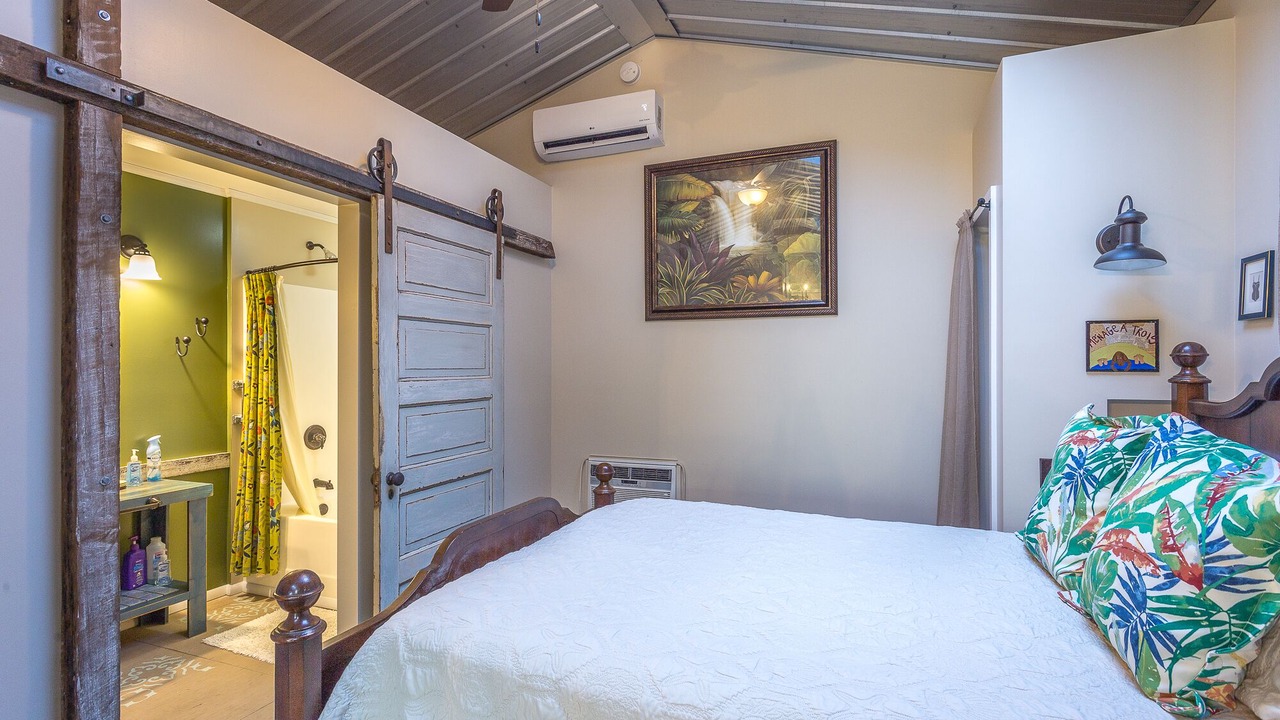 Photo of Bedroom in Historic Downtown Apalachicola