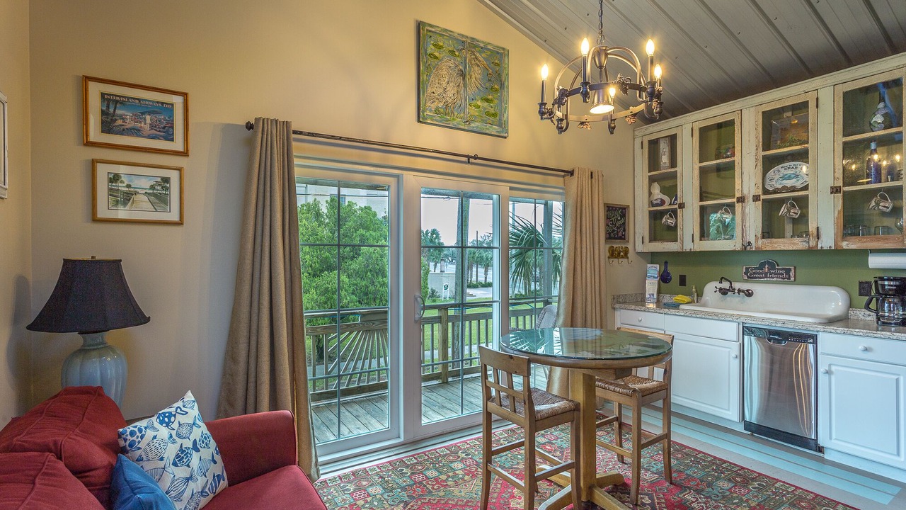 Photo of Livingroom in Historic Downtown Apalachicola