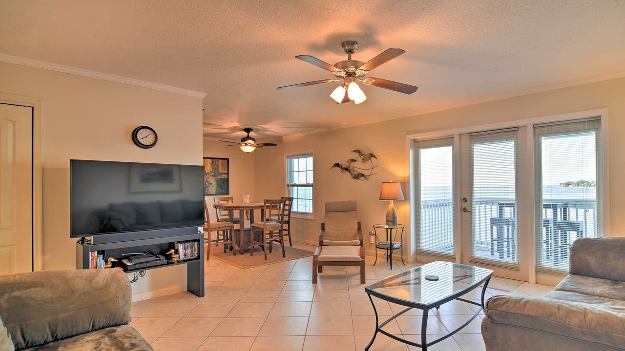 Photo of Livingroom in Coquina Key