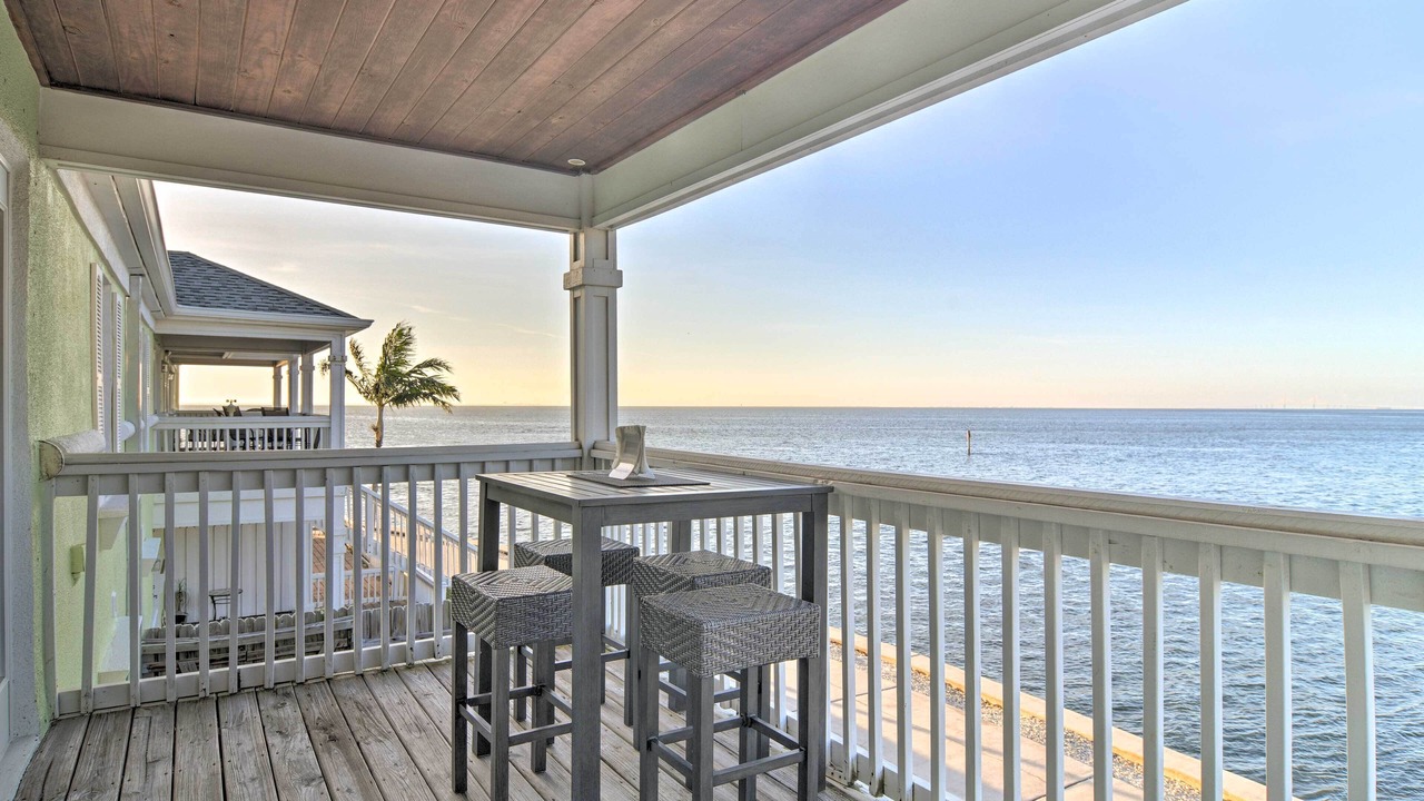 Photo of Patio Balcony in Coquina Key