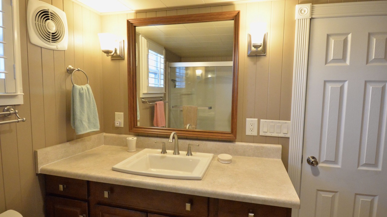 Photo of Bathroom in Trailer Estates