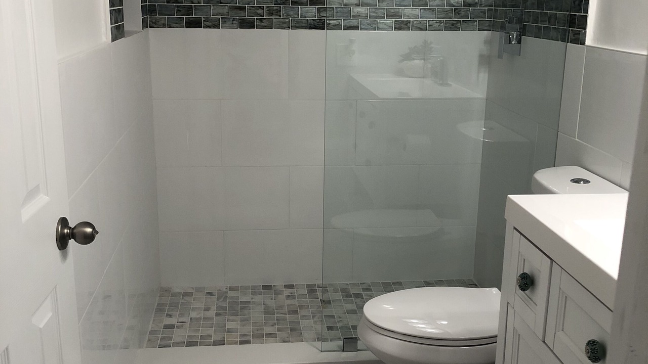 Photo of Bathroom in Lauderdale-by-the-Sea