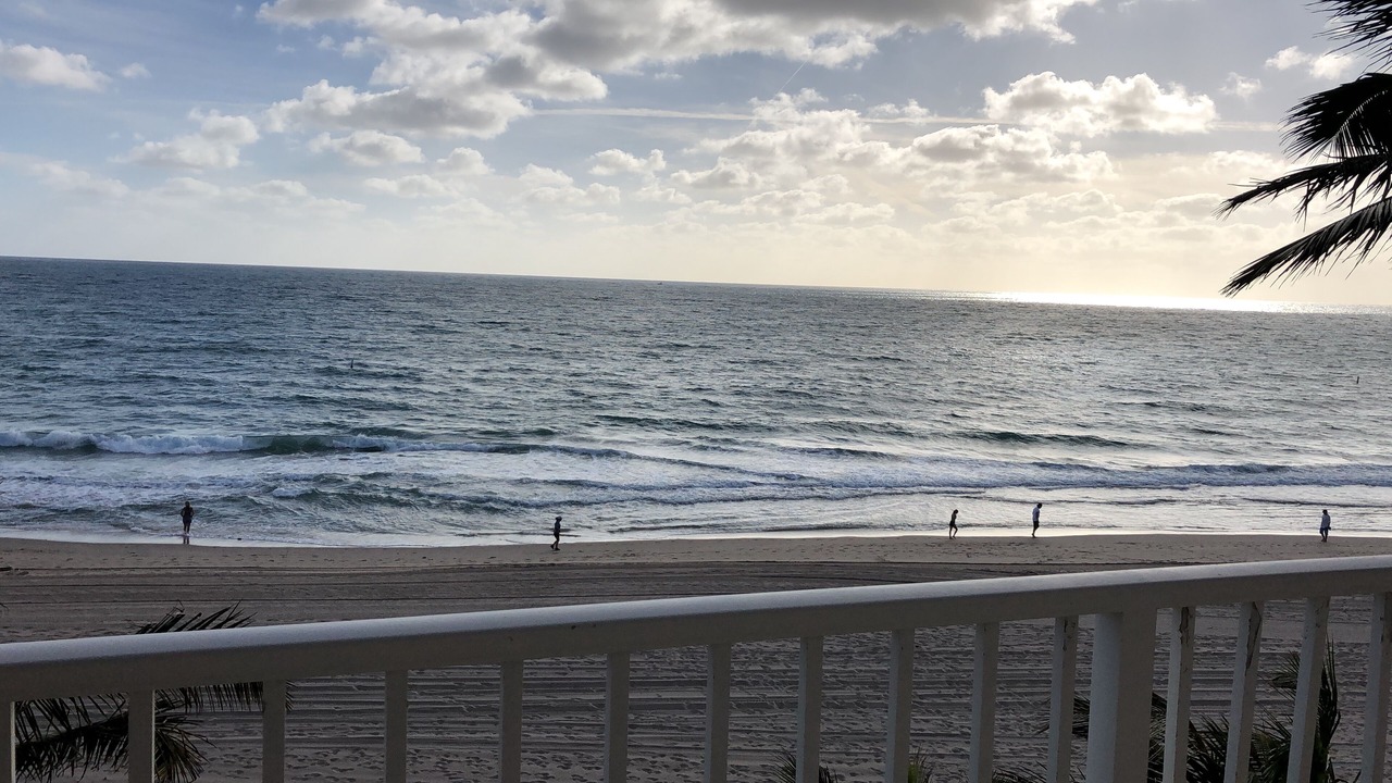 Photo of Patio Balcony in Lauderdale-by-the-Sea