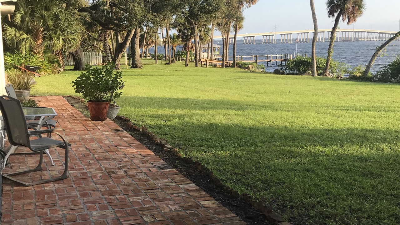 Photo of Patio Balcony in Sunny Point