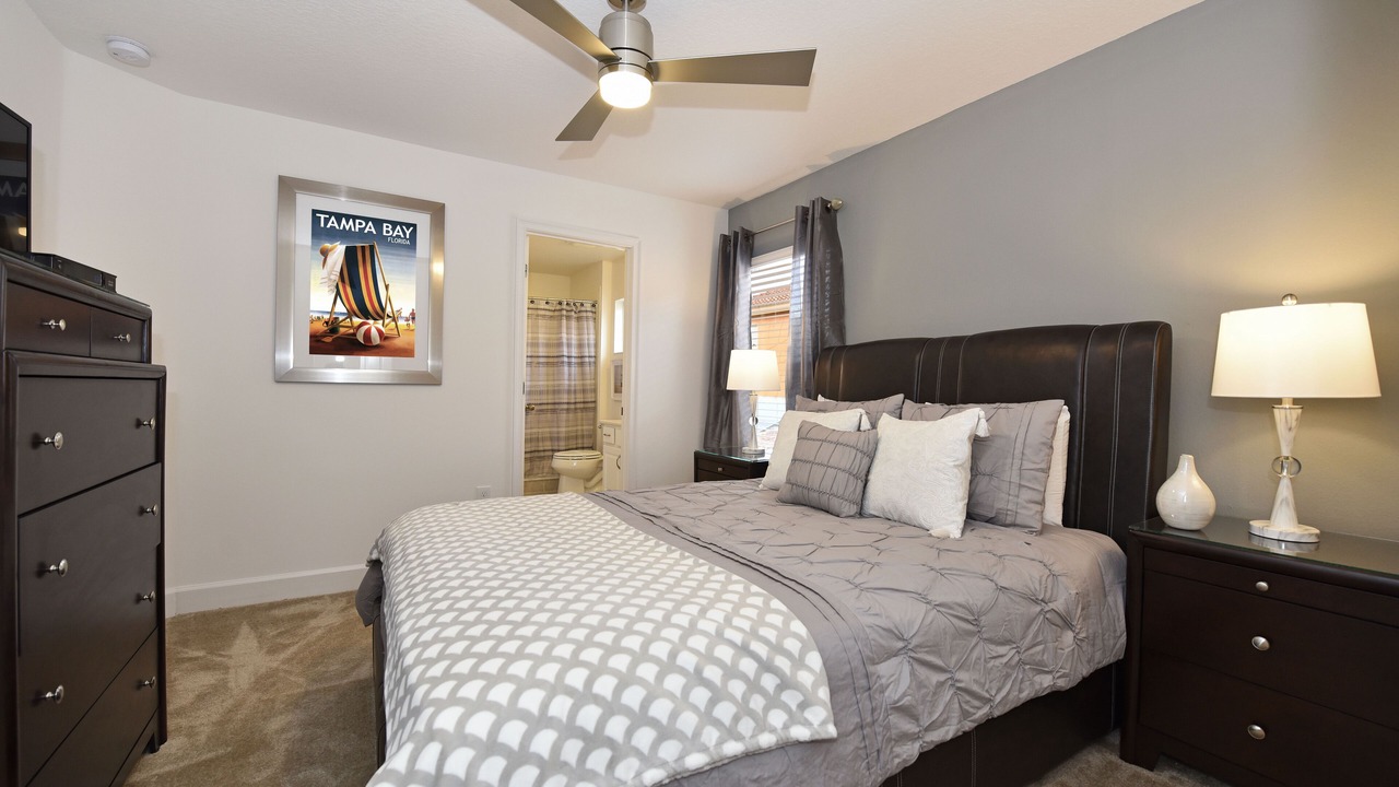 Photo of Bedroom in Watersong