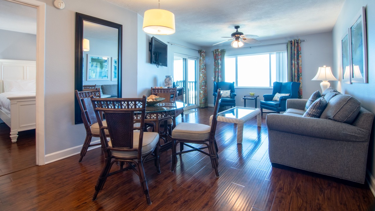 Photo of Livingroom in Bradenton Beach