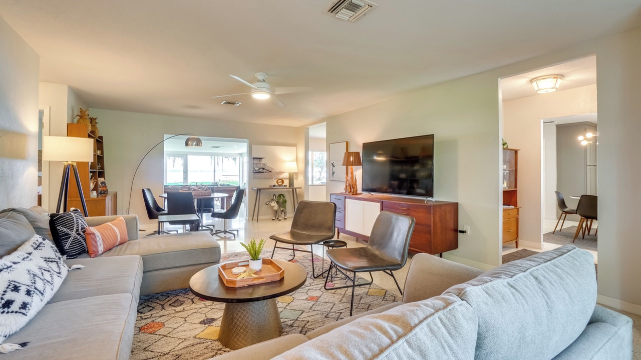 Photo of Livingroom in Tavares