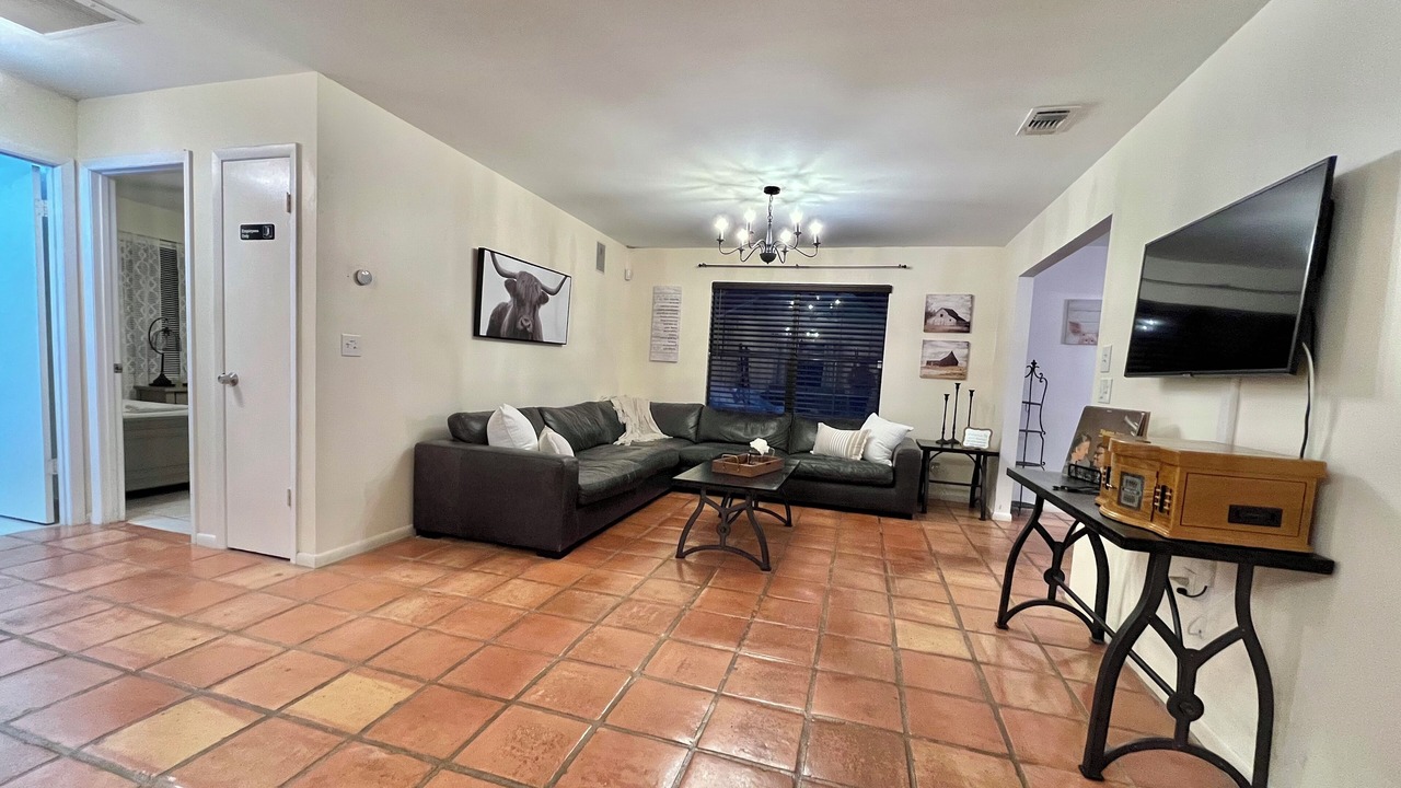 Photo of Livingroom in Indian River Estates