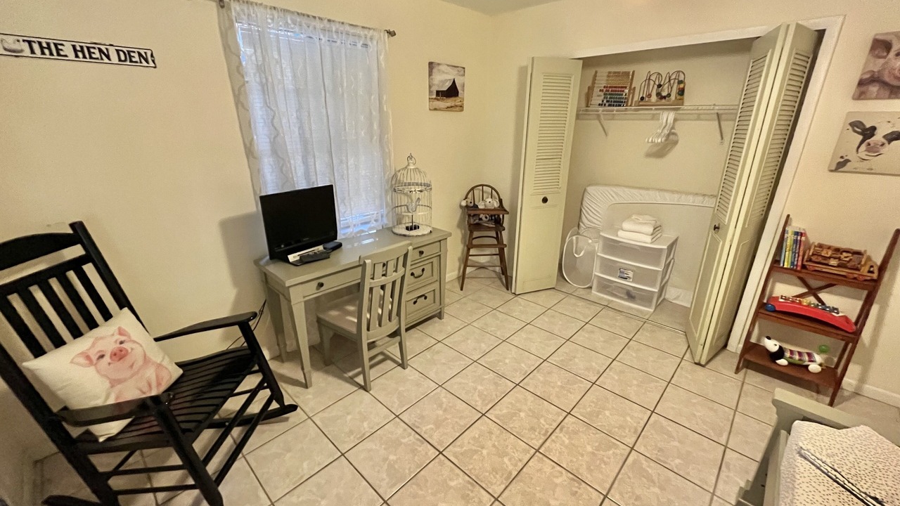 Photo of Bedroom in Indian River Estates
