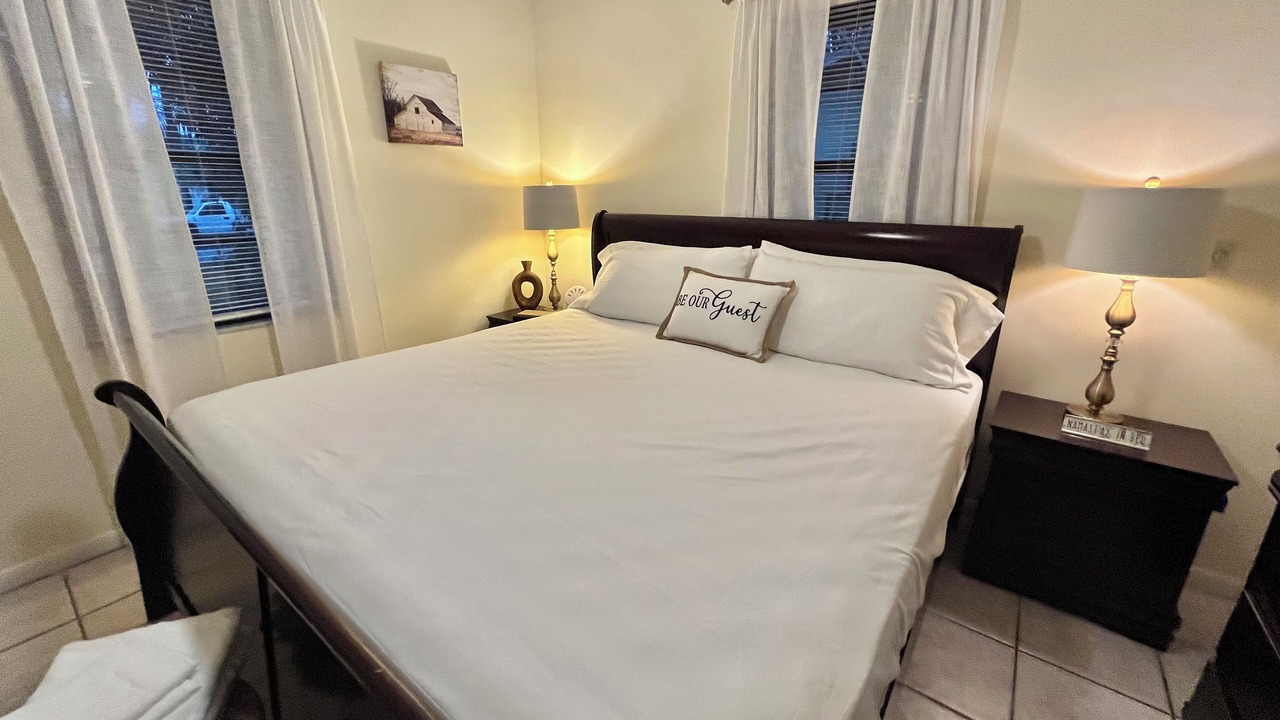 Photo of Bedroom in Indian River Estates