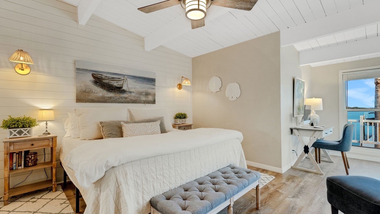Photo of Bedroom in Anclote Keys