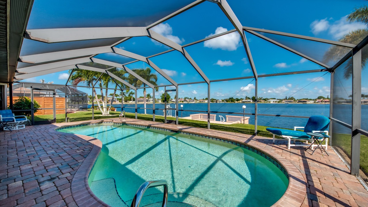 Photo of Outdoor in Pelican