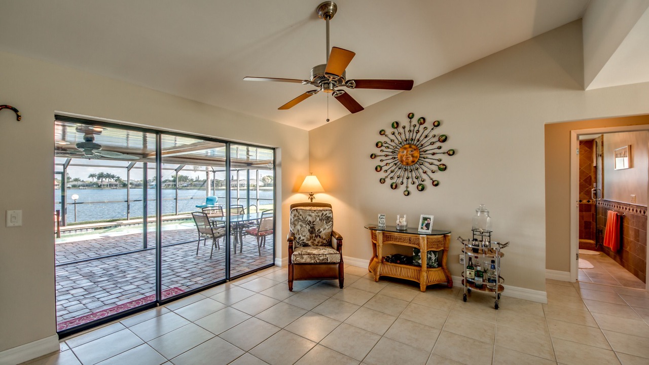 Photo of Outdoor in Pelican