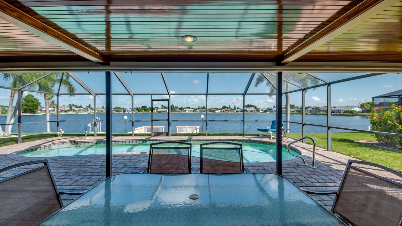 Photo of Outdoor in Pelican