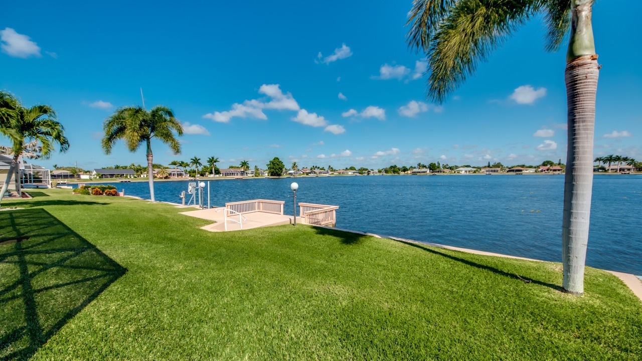Photo of Outdoor in Pelican