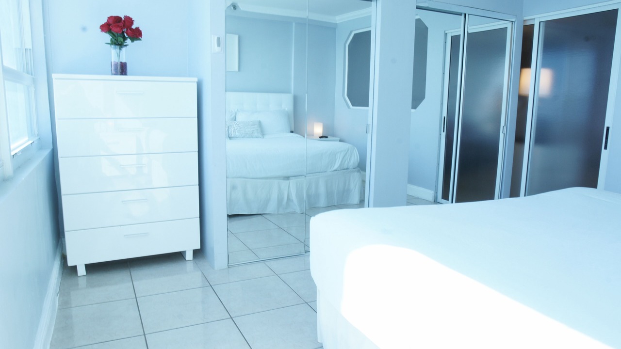 Photo of Bedroom in Mid Beach