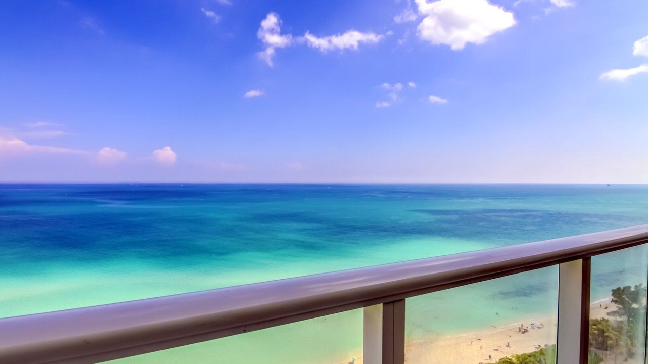 Photo of Outdoor in Mid Beach