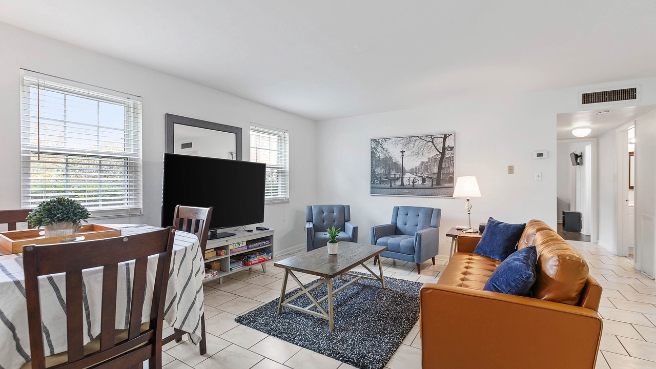 Photo of Bedroom in Palms West