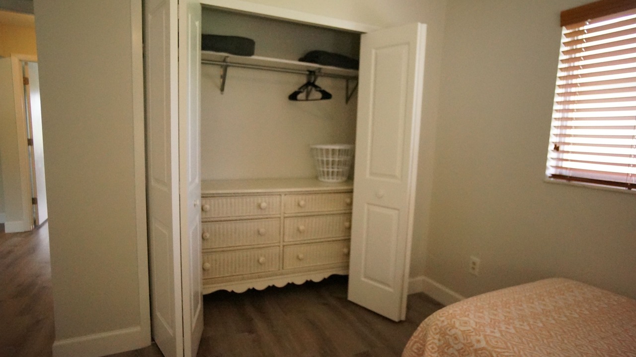 Photo of Bedroom in San Carlos Park
