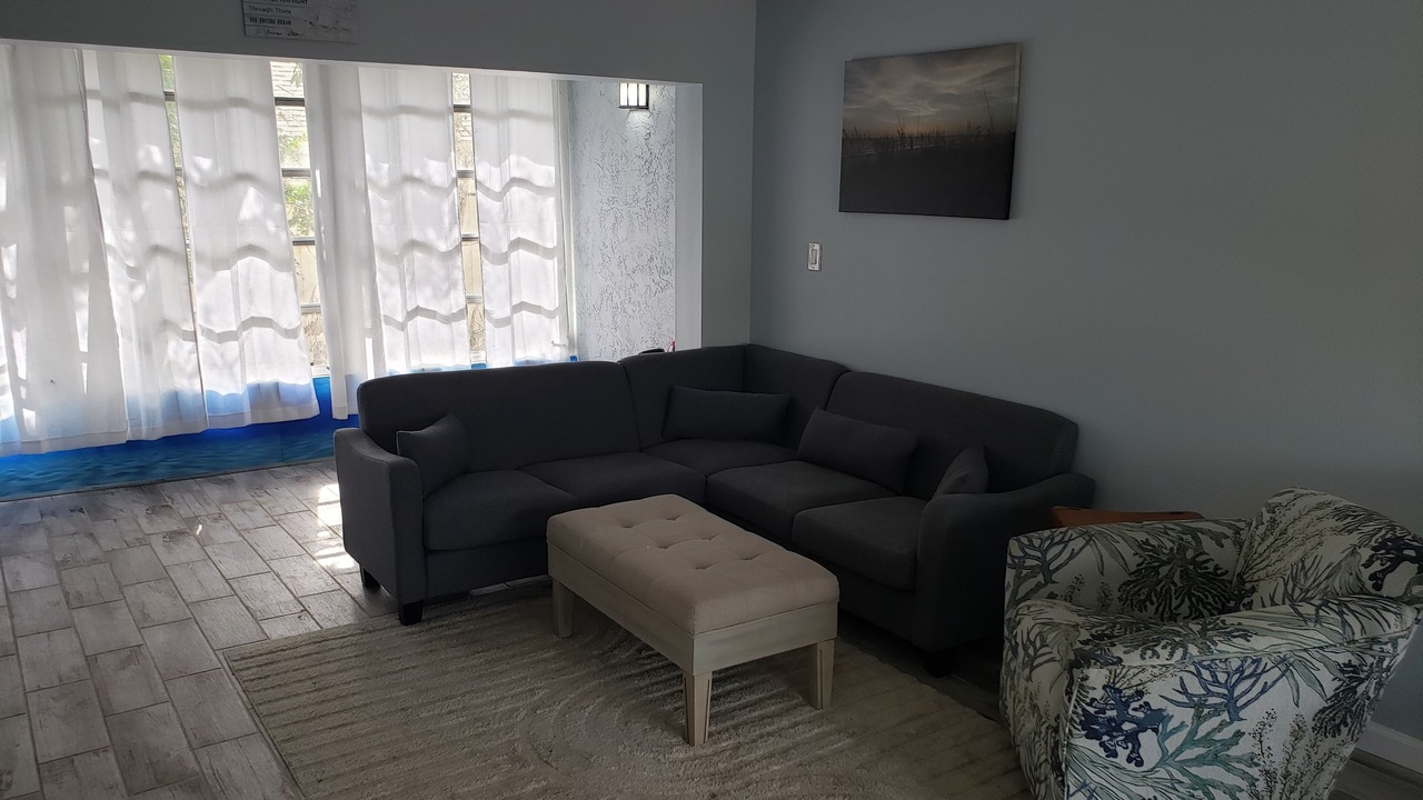 Photo of Livingroom in Englewood