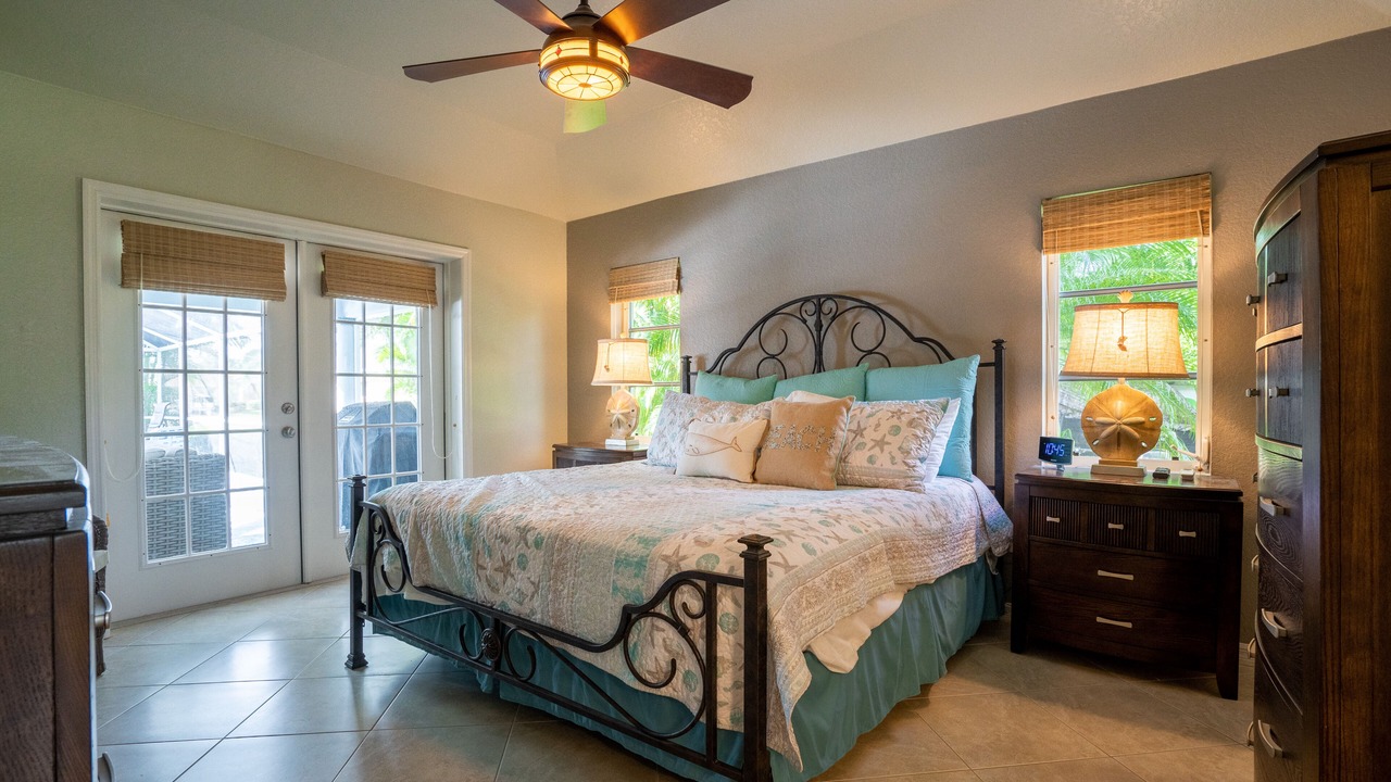 Photo of Bedroom in Pelican