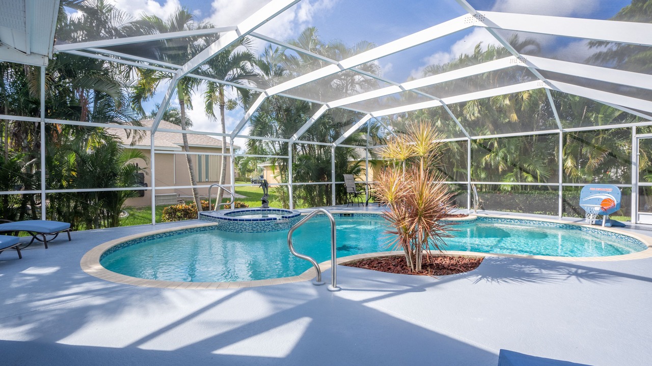 Photo of Outdoor in Pelican