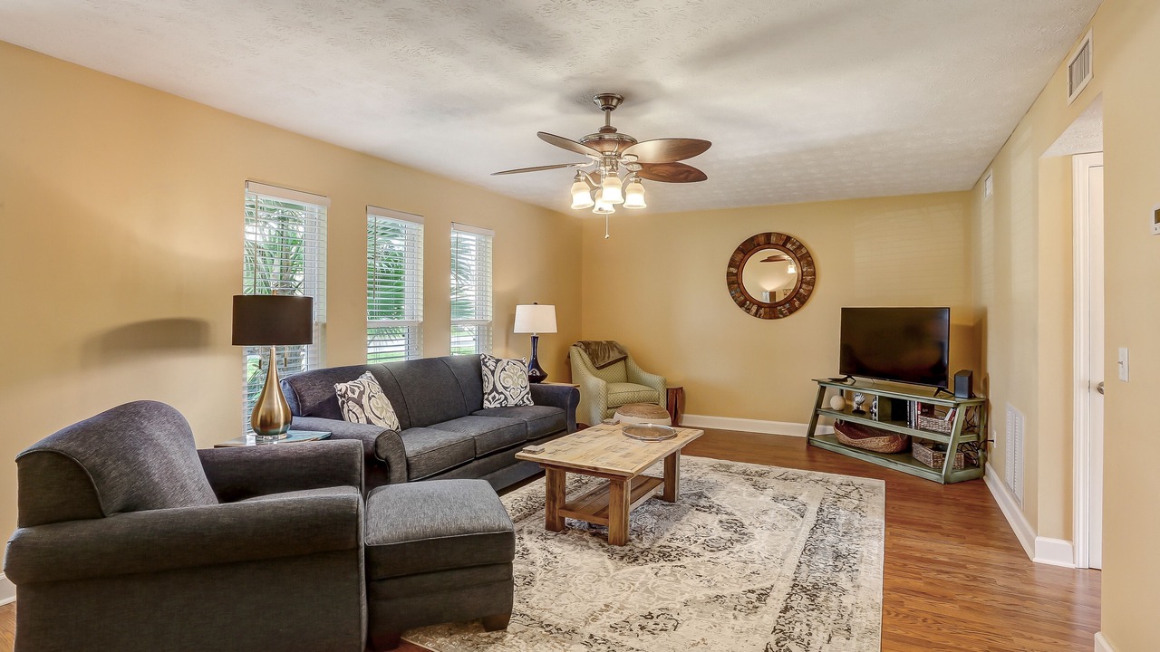 Photo of Livingroom in Fernandina Beach