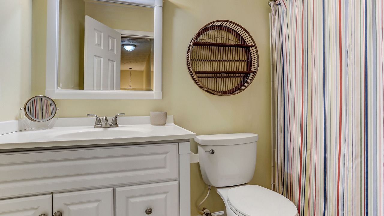 Photo of Bathroom in Fernandina Beach