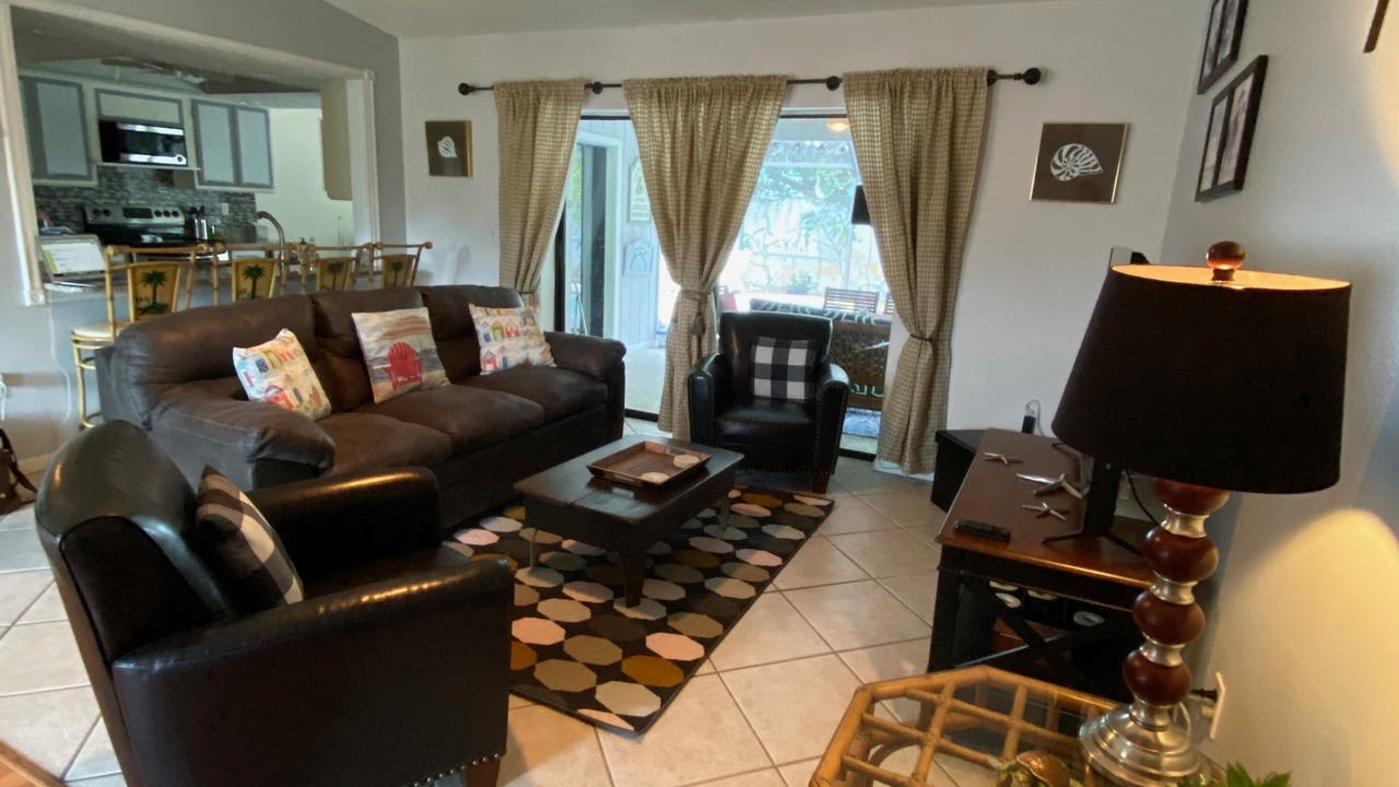Photo of Livingroom in Englewood South