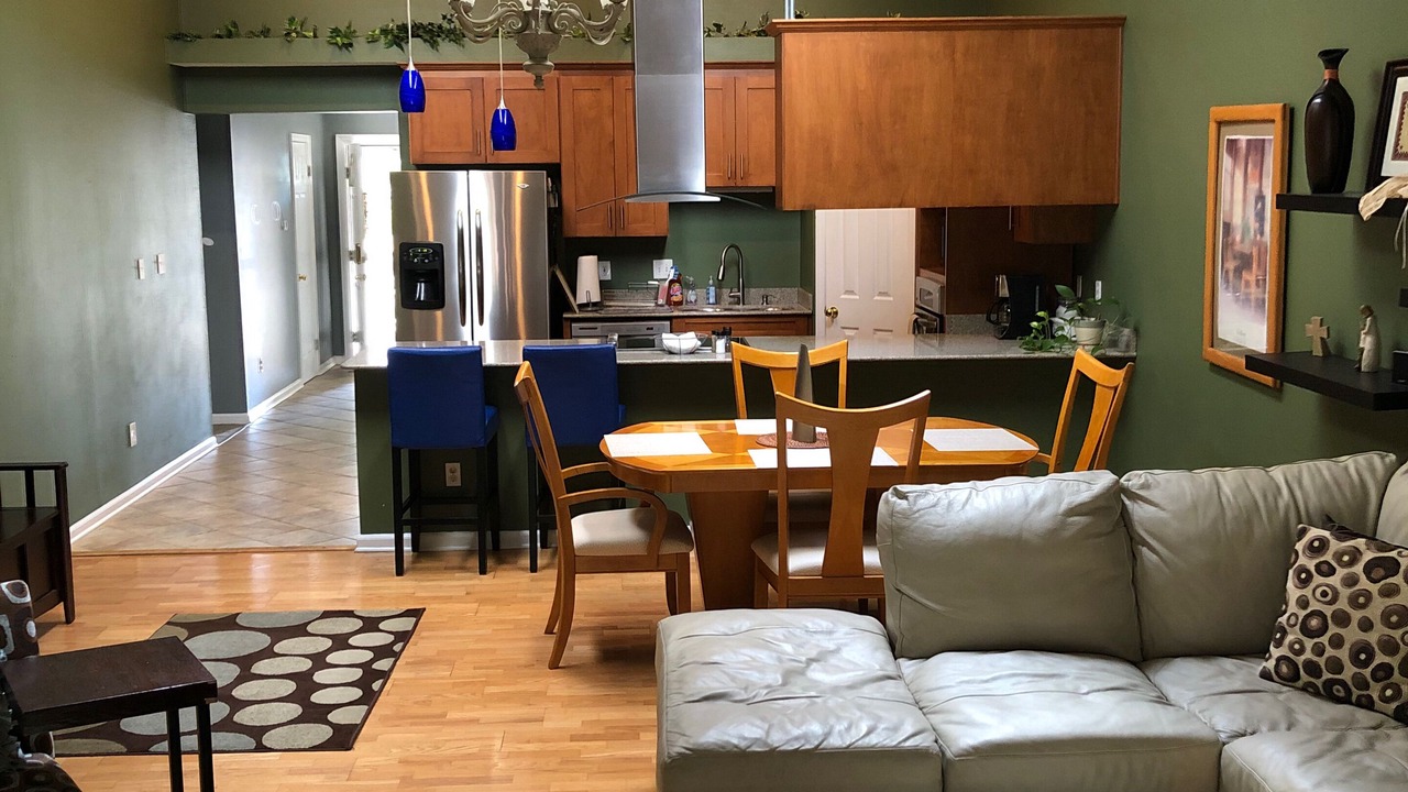 Photo of Livingroom in Tallahassee