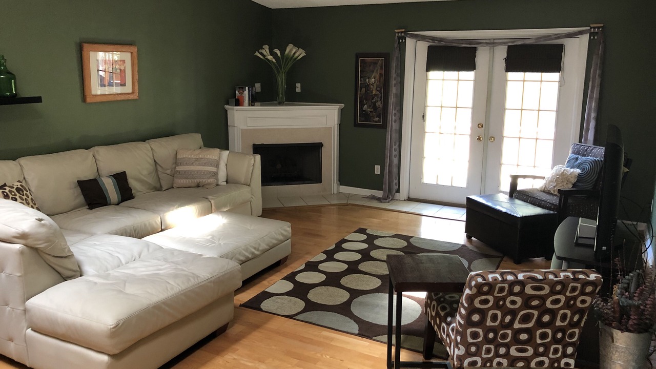 Photo of Livingroom in Tallahassee