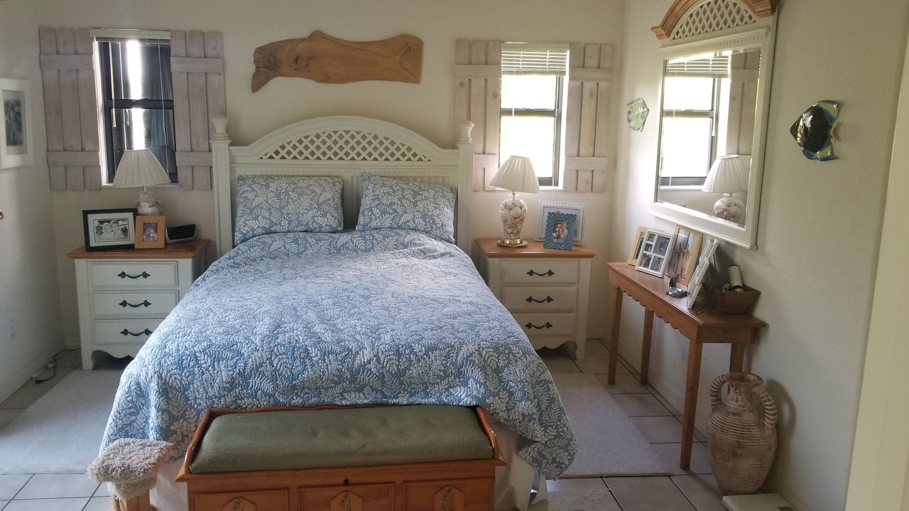 Photo of Bedroom in Orchid Isle Estates