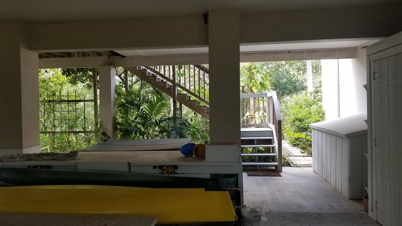 Photo of Outdoor in Orchid Isle Estates