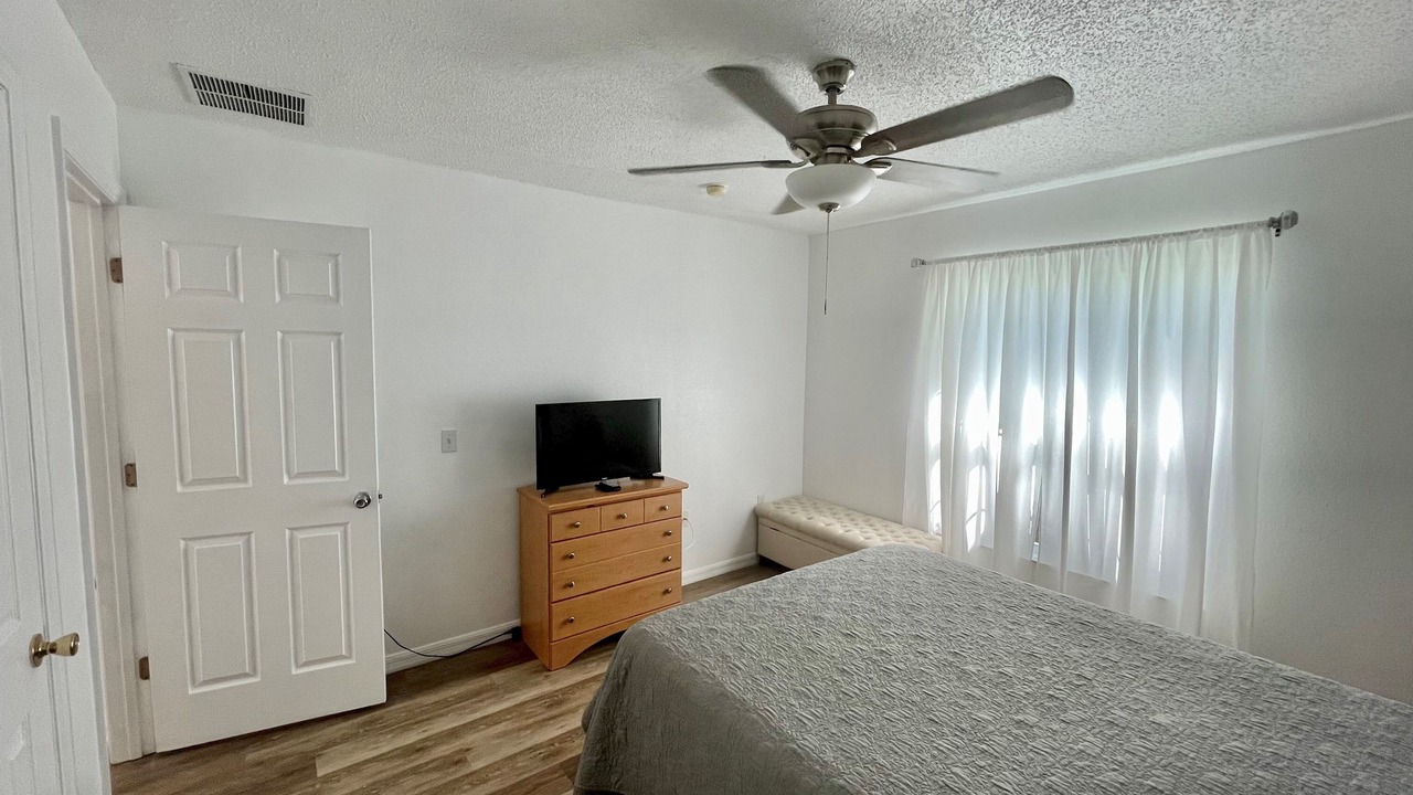 Photo of Bedroom in Westbury