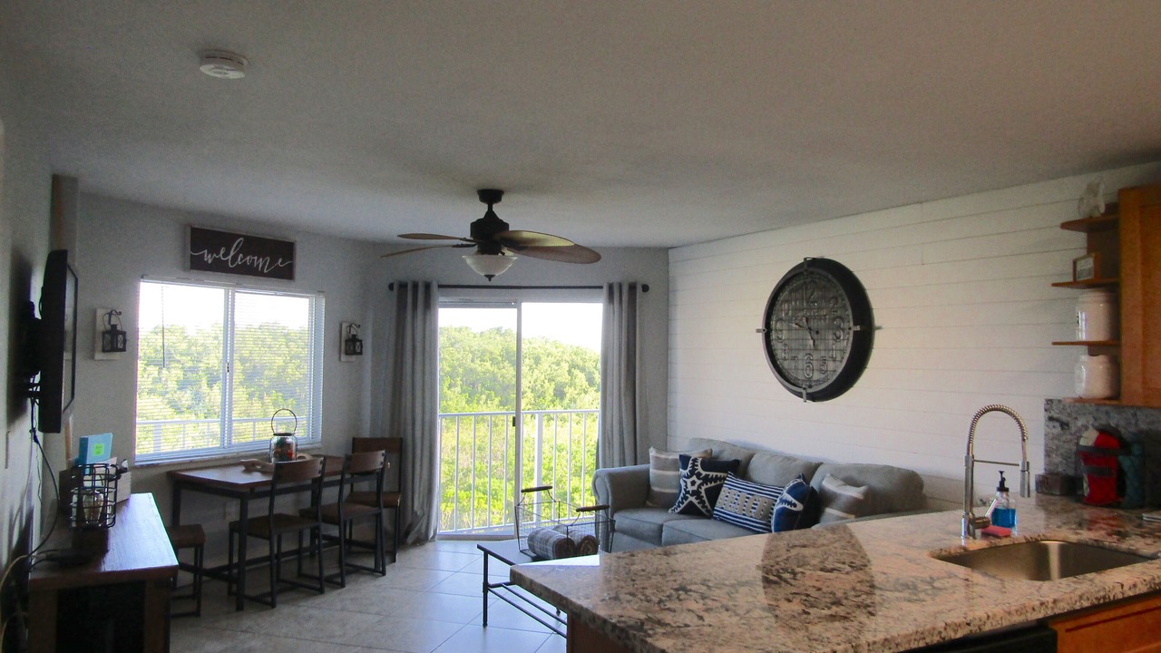 Photo of Livingroom in Tavernier