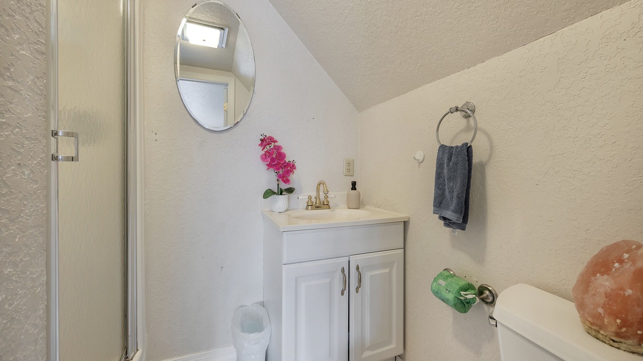 Photo of Bathroom in Temple Terrace