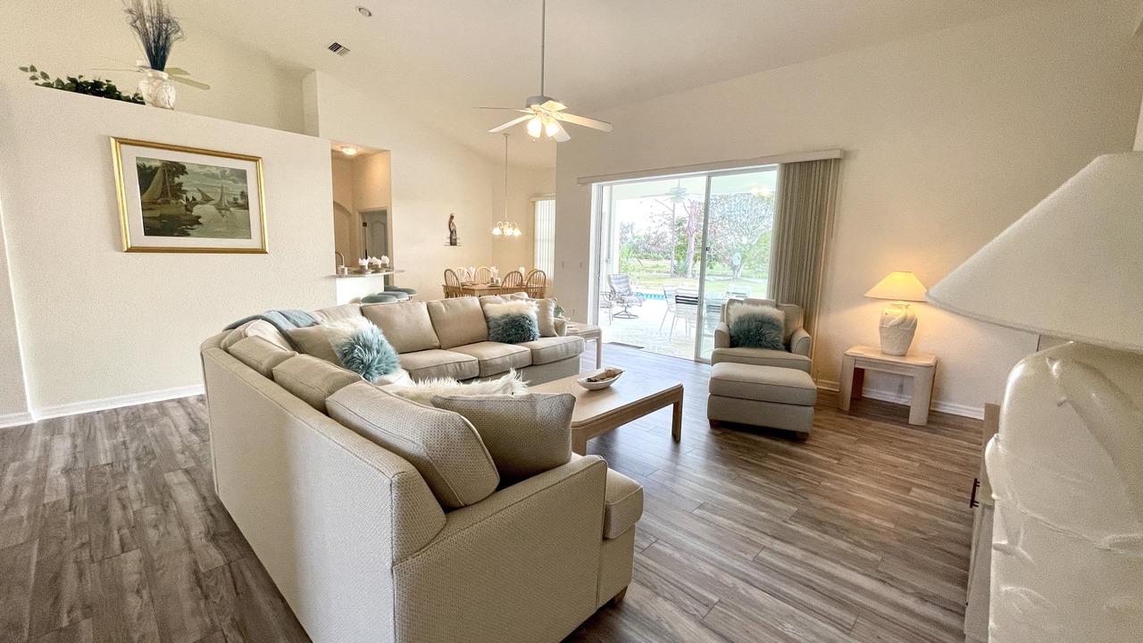 Photo of Livingroom in Broadmoor