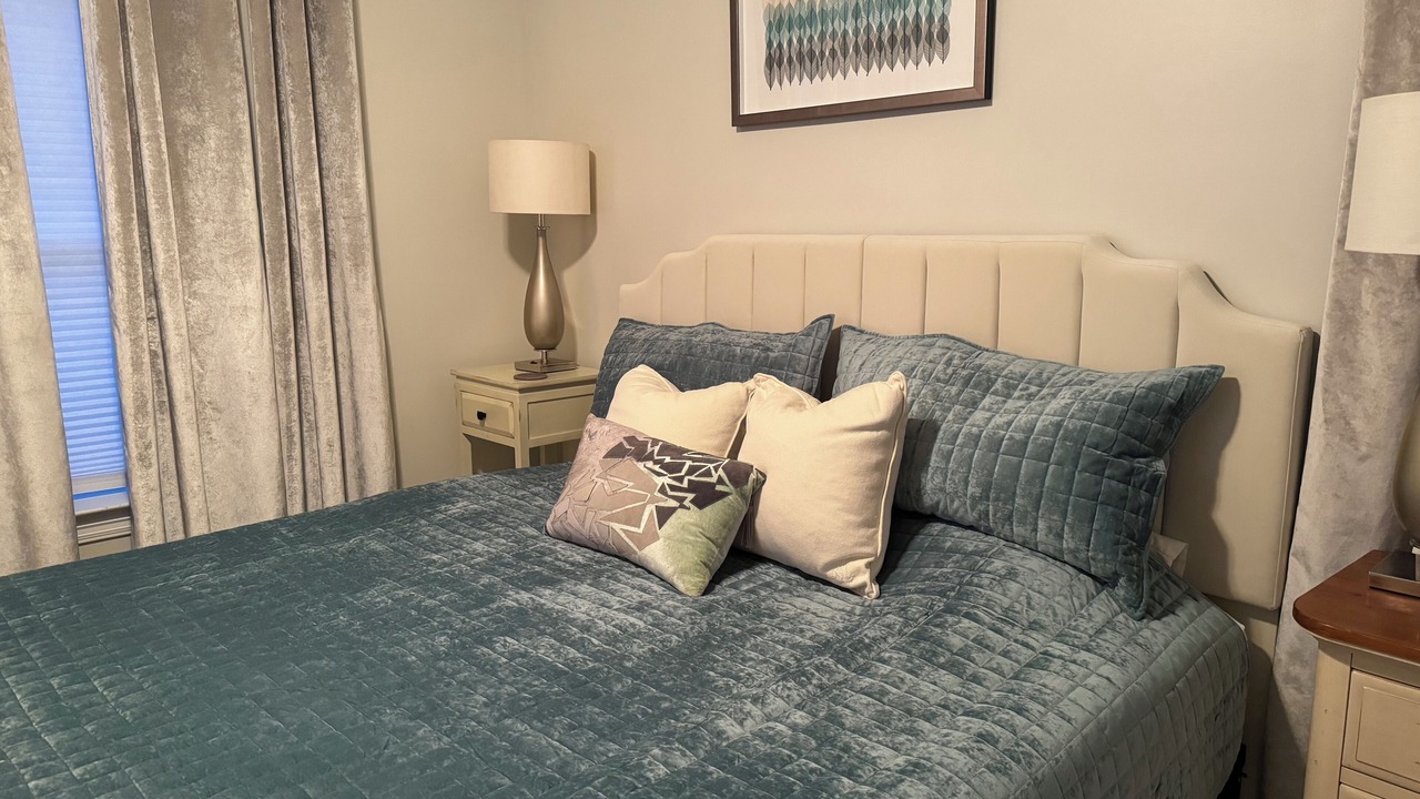 Photo of Bedroom in Surf Side Shores
