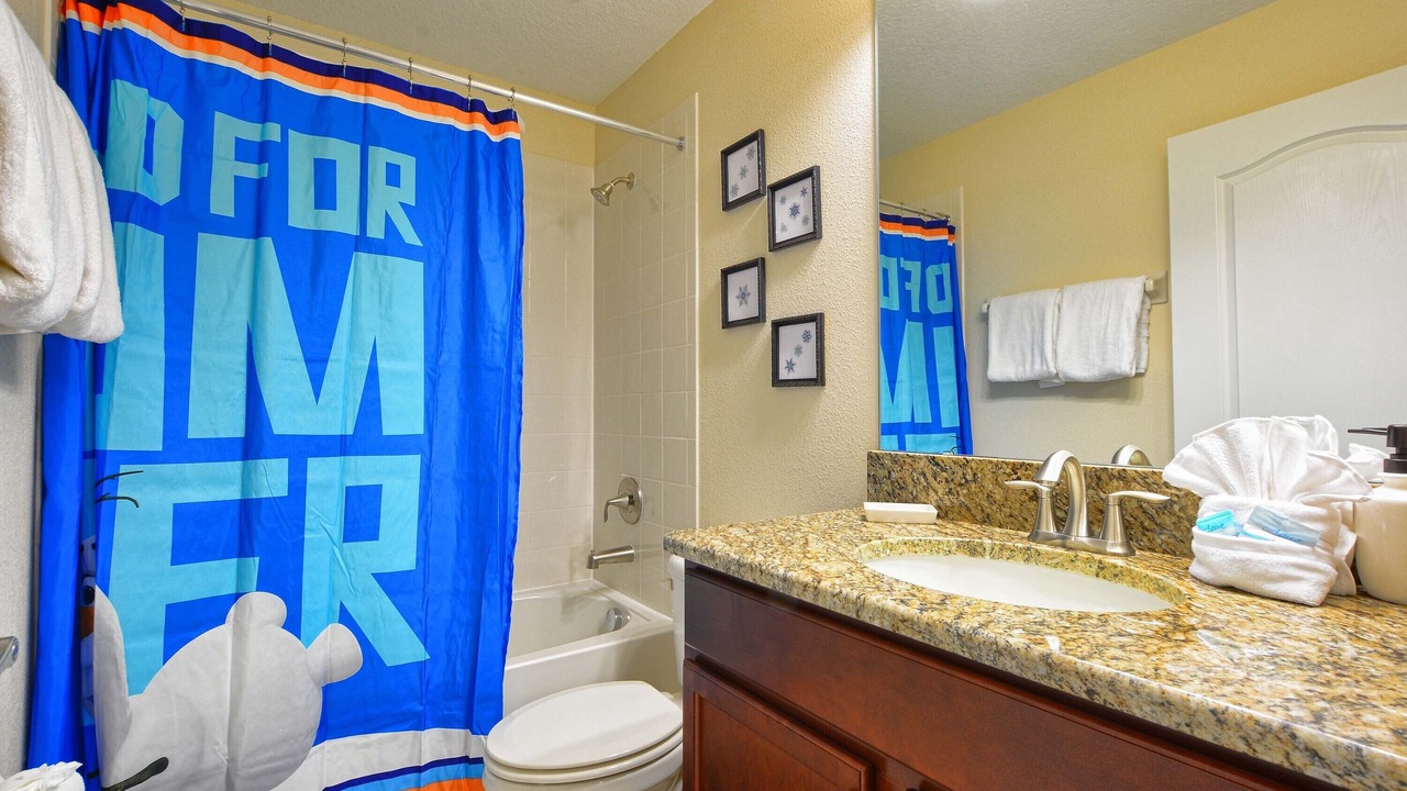 Photo of Bathroom in Lindfields