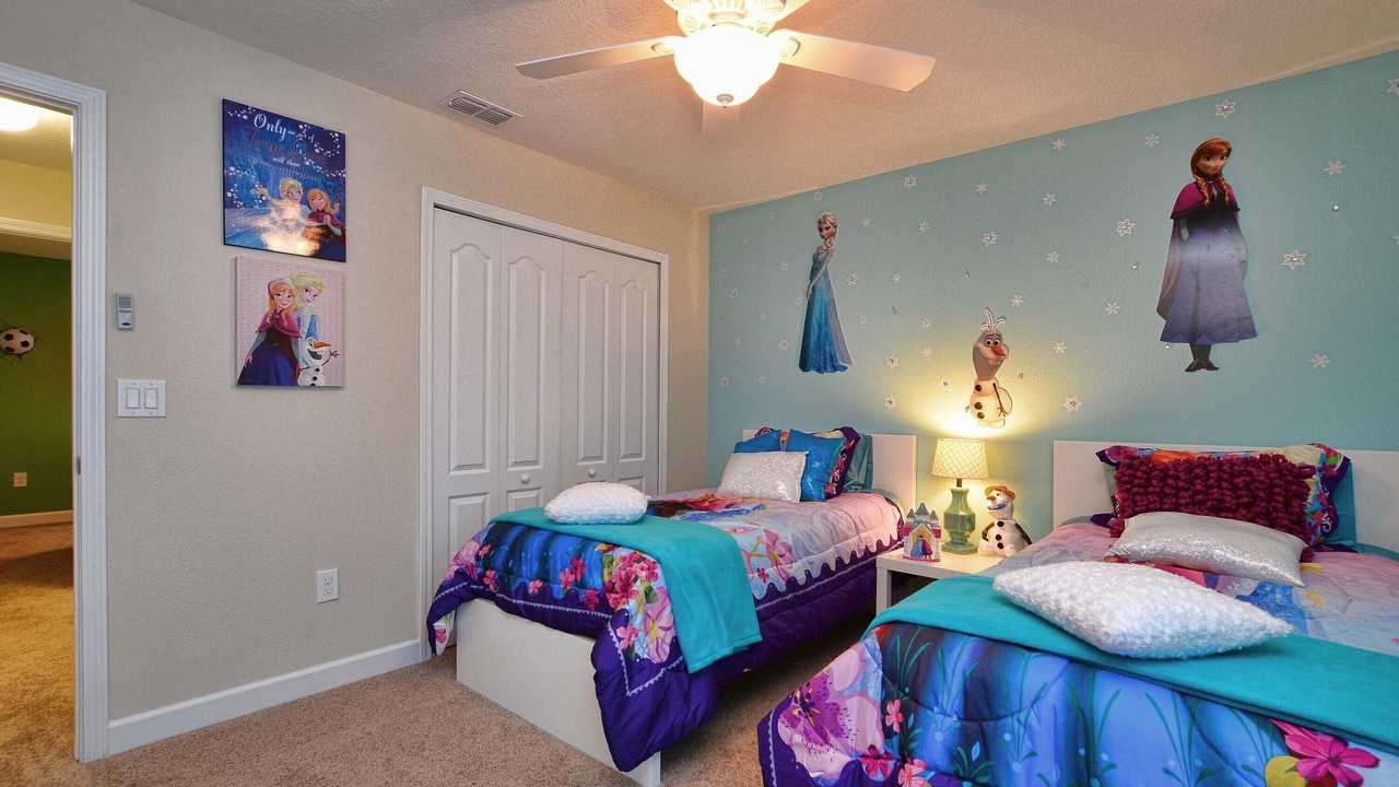 Photo of Bedroom in Lindfields