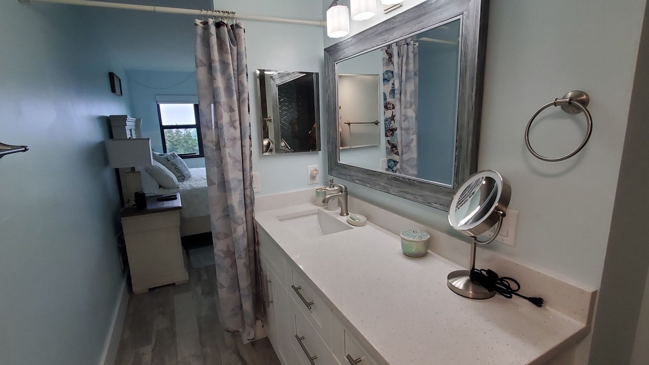 Photo of Bathroom in Hutchinson Island South