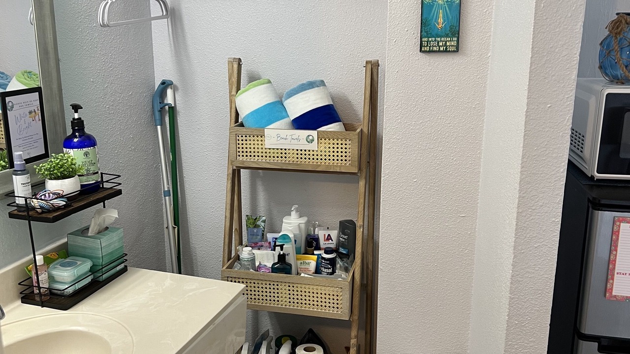 Photo of Bathroom in Bostwick Park