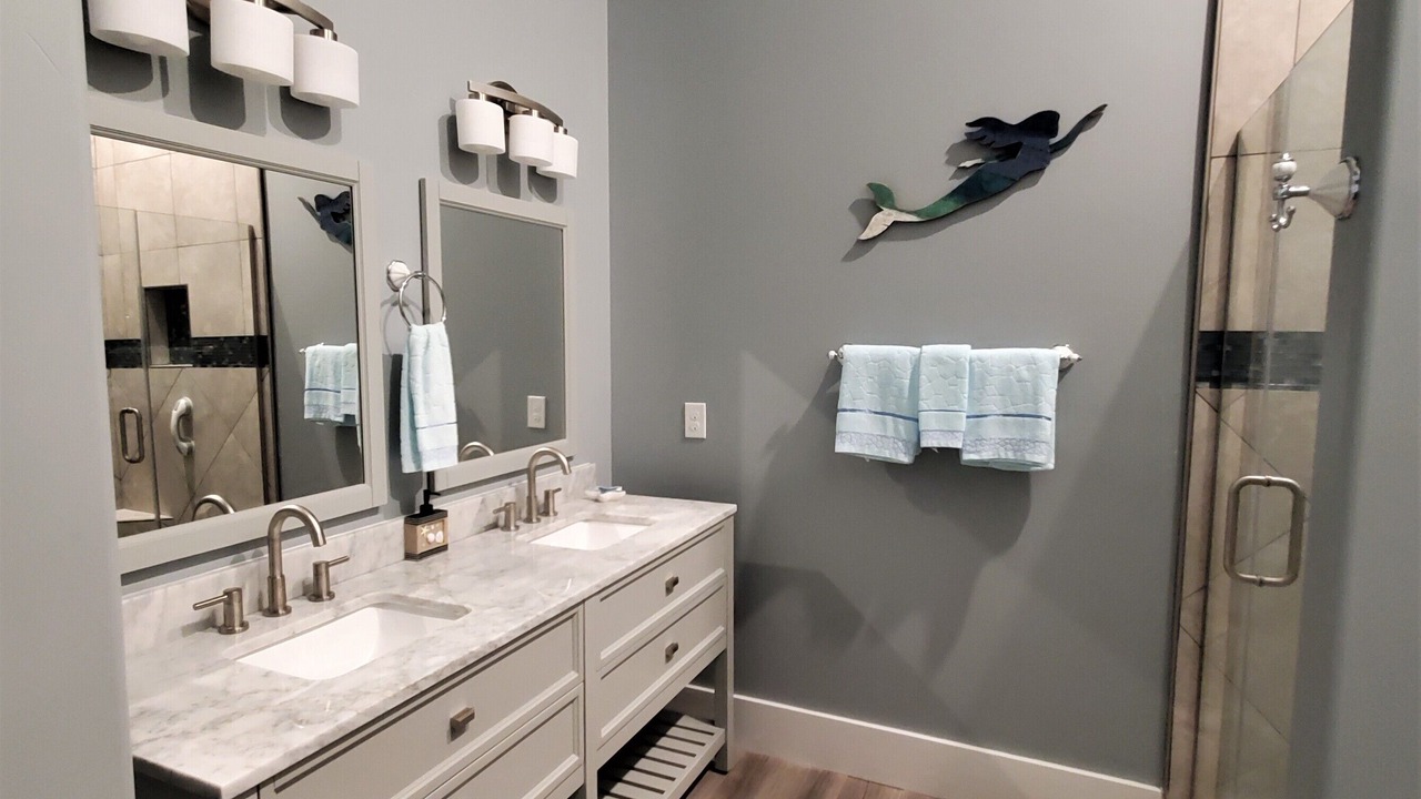 Photo of Bathroom in Navarre Beach